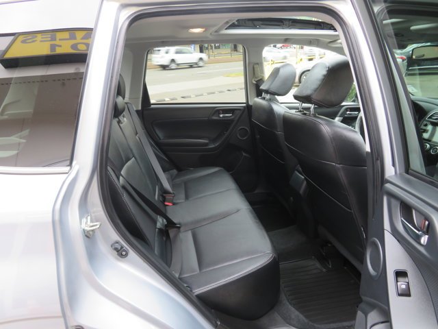 Used 2016 Ice Silver Metallic Subaru 2.5i Touring image 11