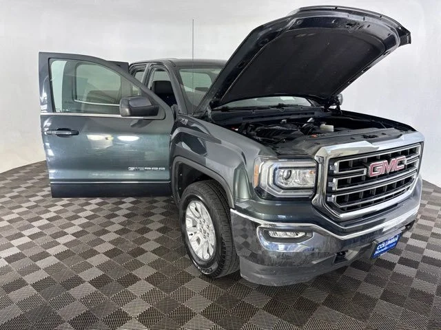 Used 2017 Gray GMC SLE image 15
