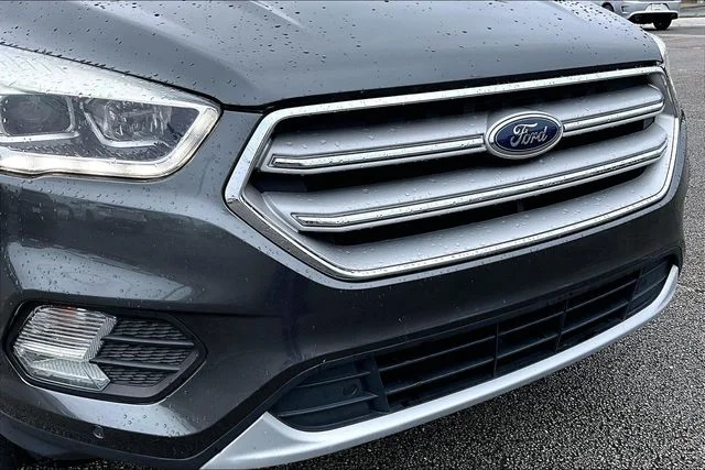 Used 2018 Gray Ford Titanium image 28