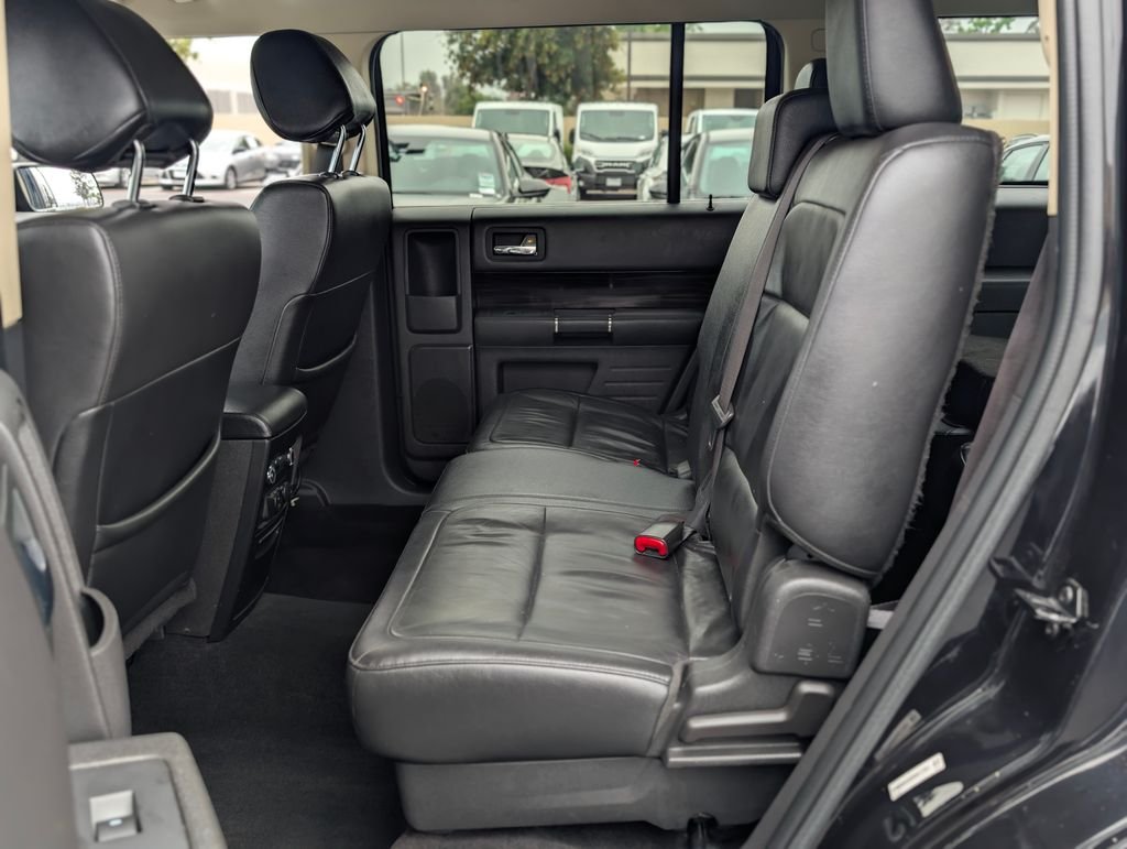 2019 Ford Flex SEL - Photo 16