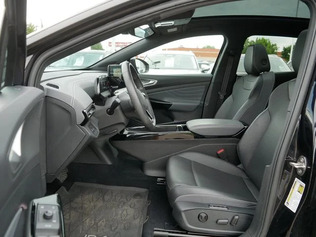 Used 2023 Deep Black Volkswagen Pro S image 13