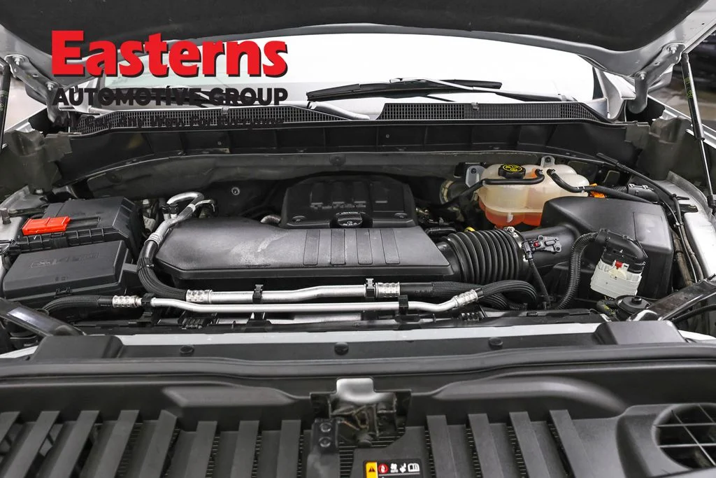 Used 2022 Silver Chevrolet LT image 7