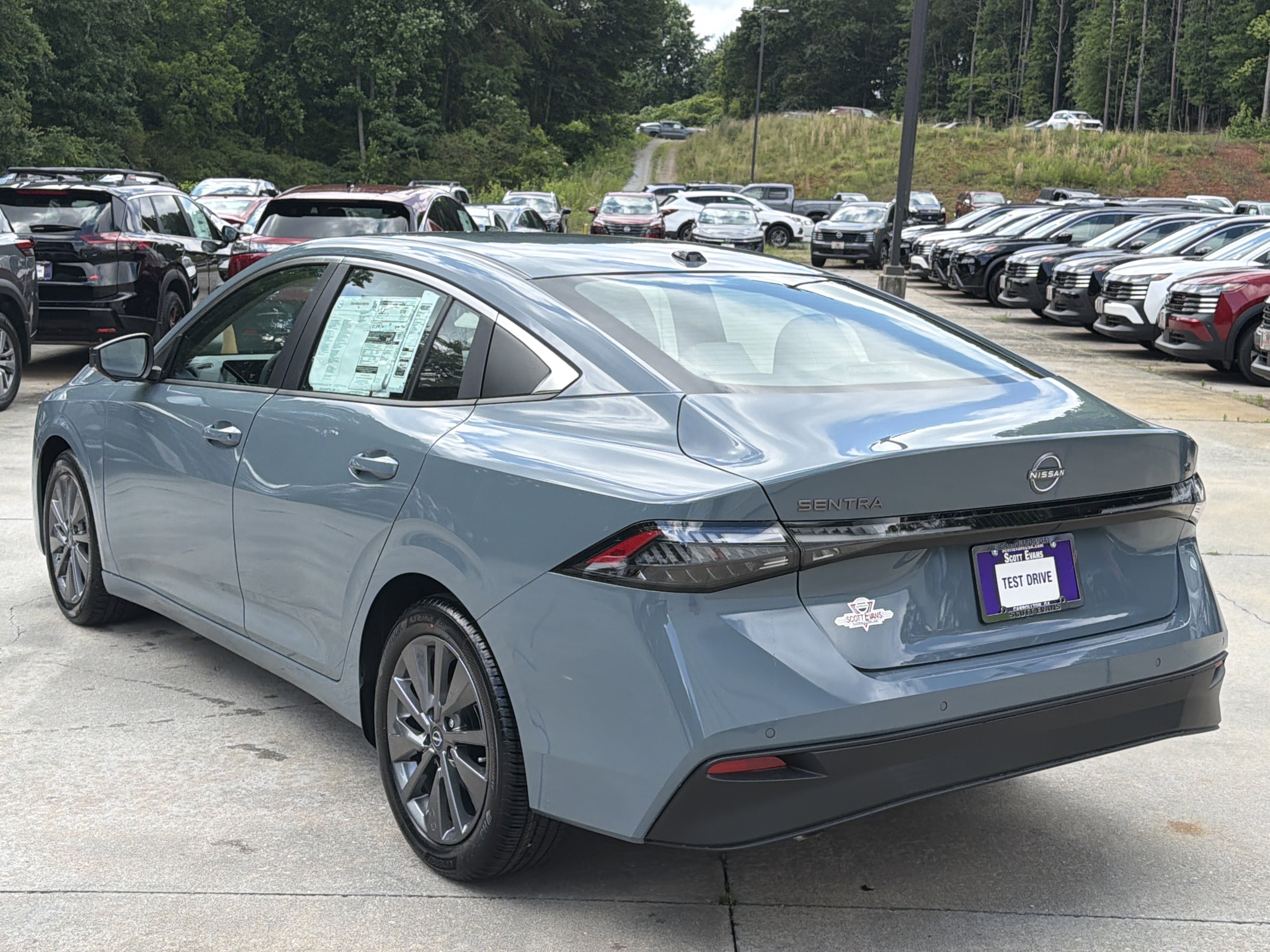 New 2026 Atlantic Gray Metallic Nissan SL image 6