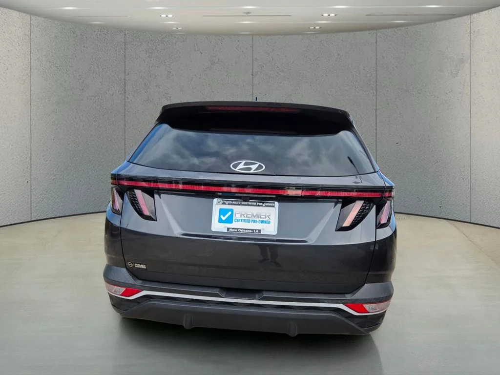Used 2023 Gray Hyundai SEL image 4