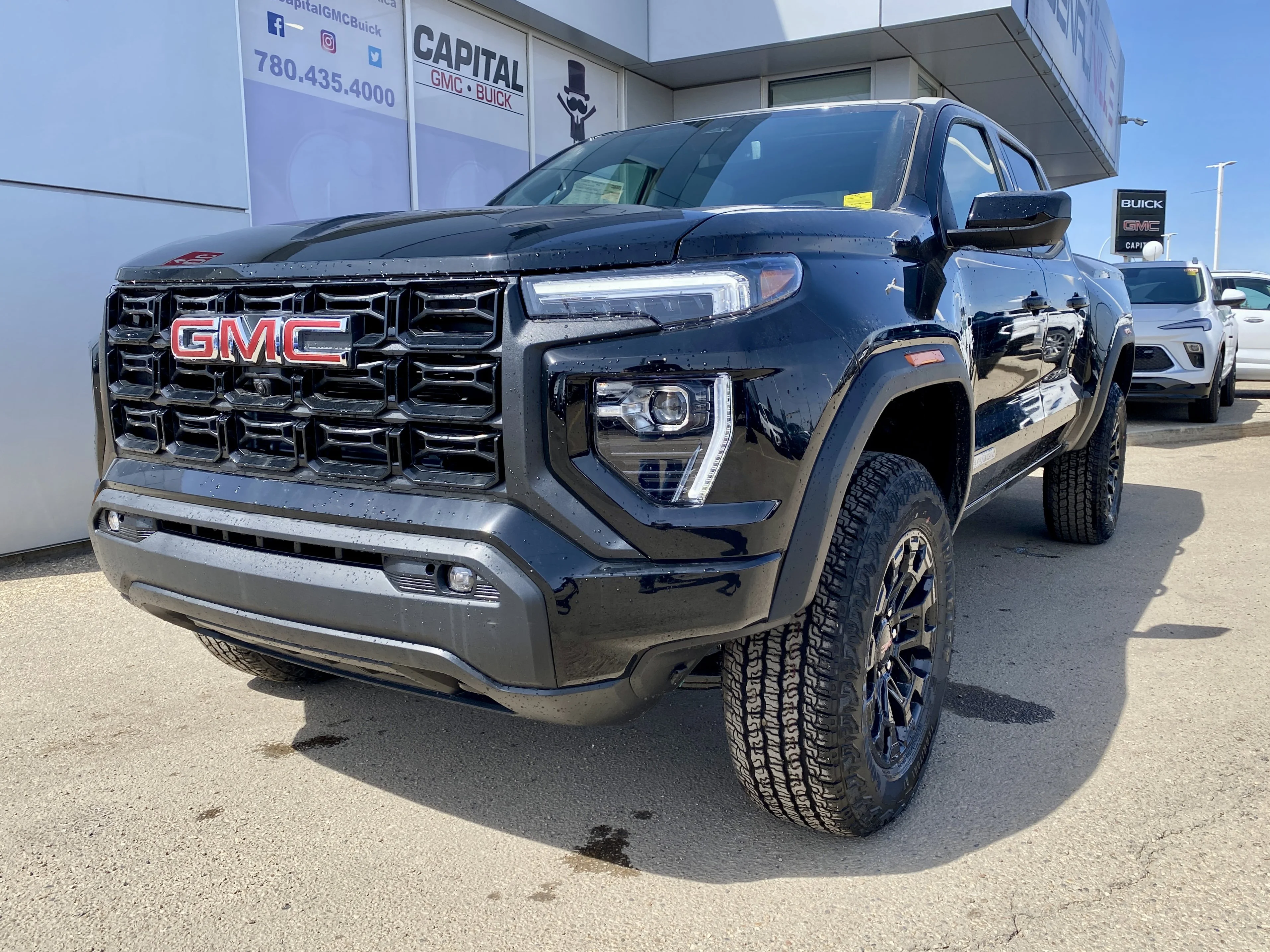 New 2026 ONYX BLACK GMC 4WD Elevation image 2
