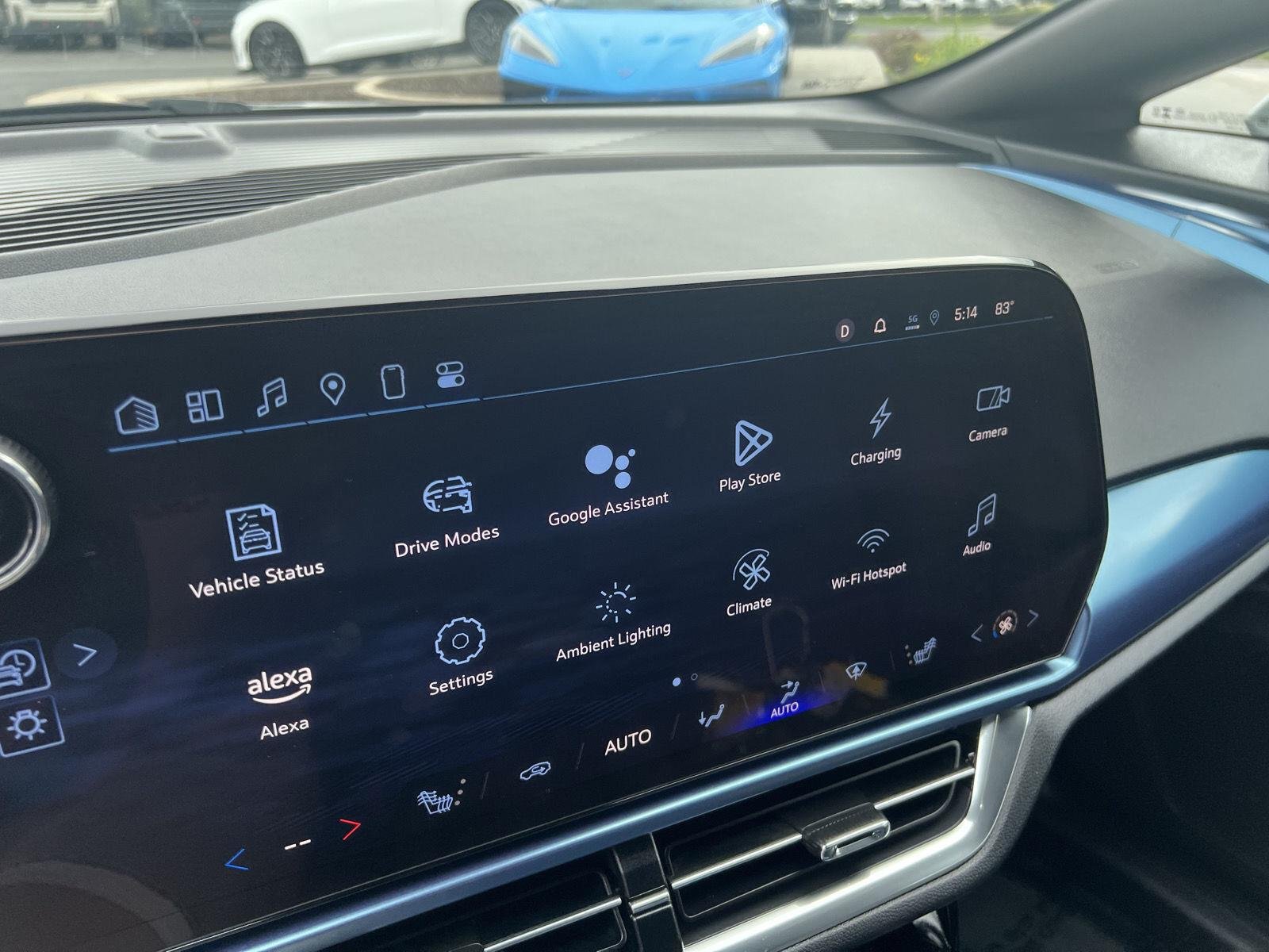 2025 Chevrolet Equinox EV LT - Photo 22