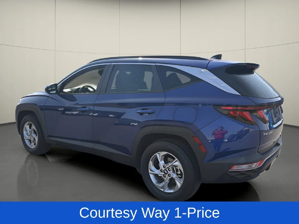 Used 2024 Blue Hyundai SEL image 6