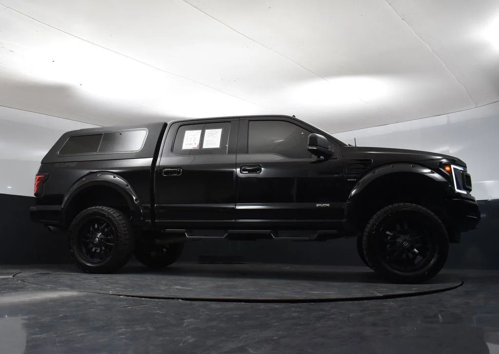 Used 2020 Black Ford XLT image 31