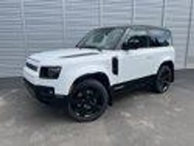 2026 Land Rover Defender V8