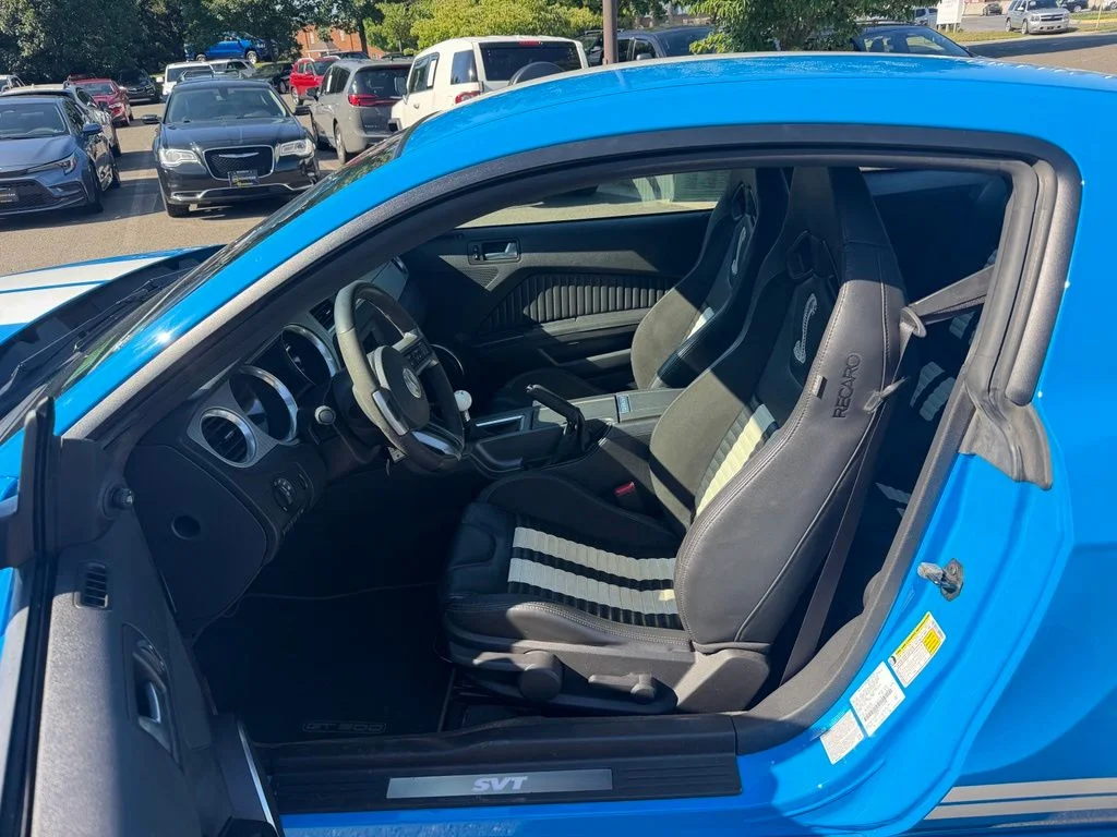Used 2014 Blue Ford Shelby GT500 image 9