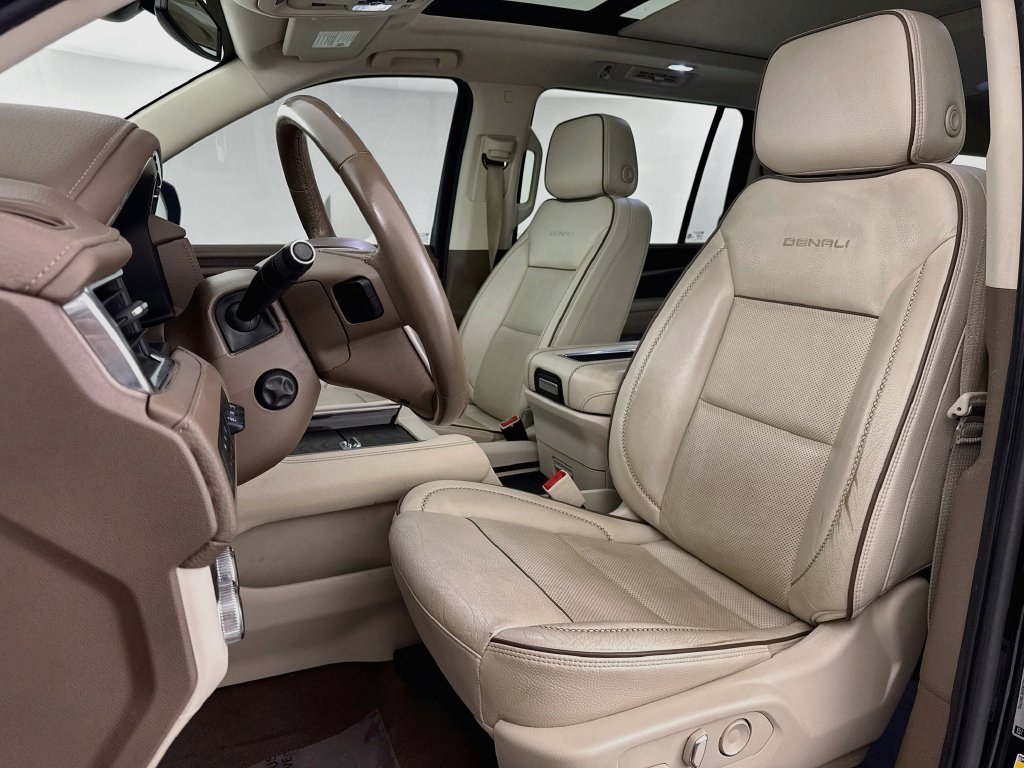 Used 2022 Black GMC Denali image 20
