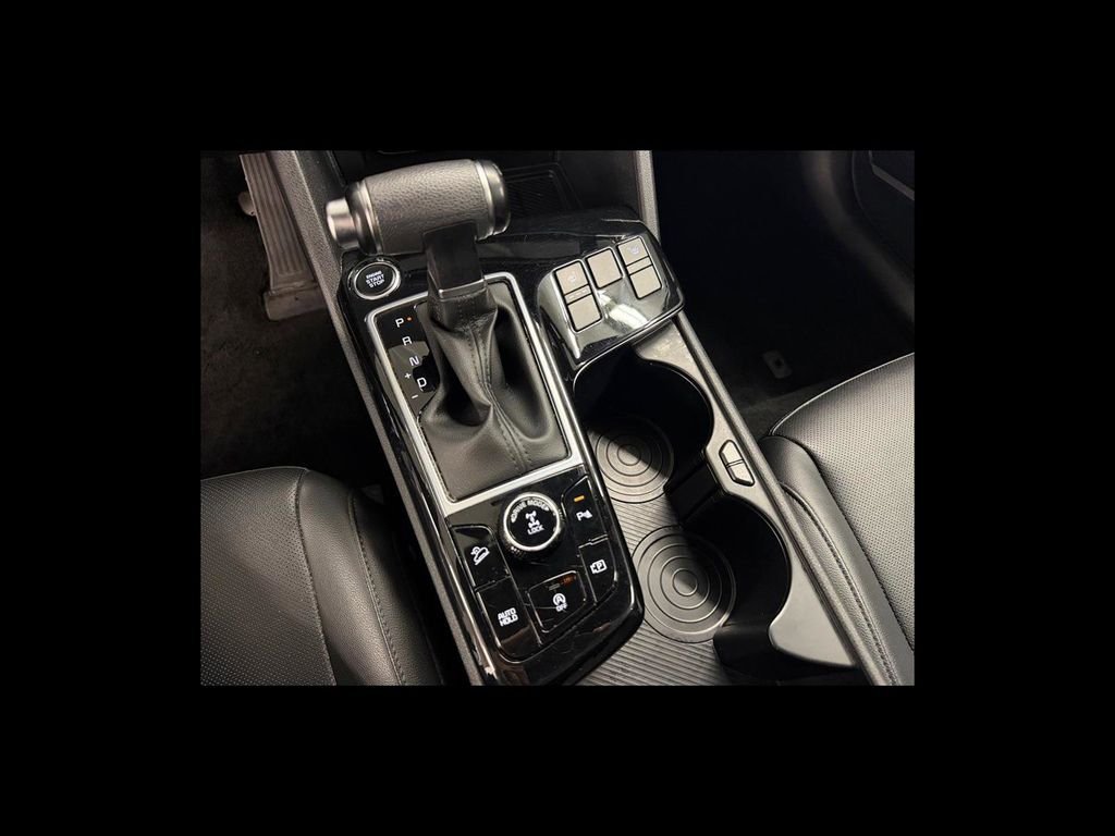 Used 2023 Blue Kia X-Line image 24