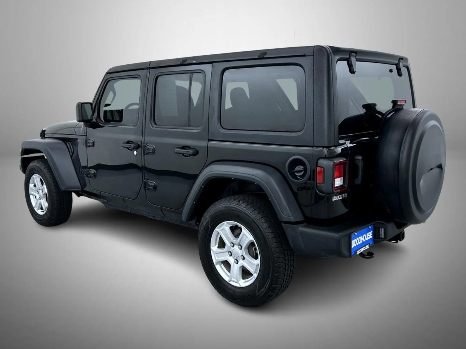Used 2023 Black Jeep Sport S image 7