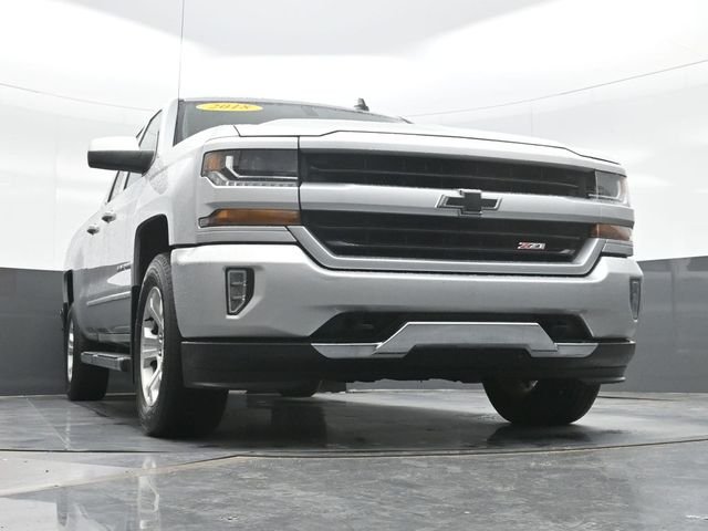 Used 2018 Silver Chevrolet LT image 22