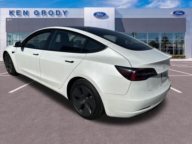 Used 2022 White Tesla Long Range image 5