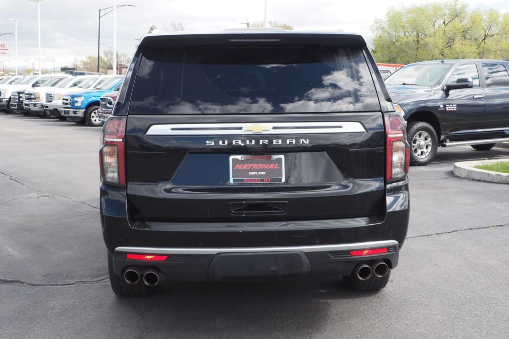 Used 2022 Black Chevrolet High Country image 6