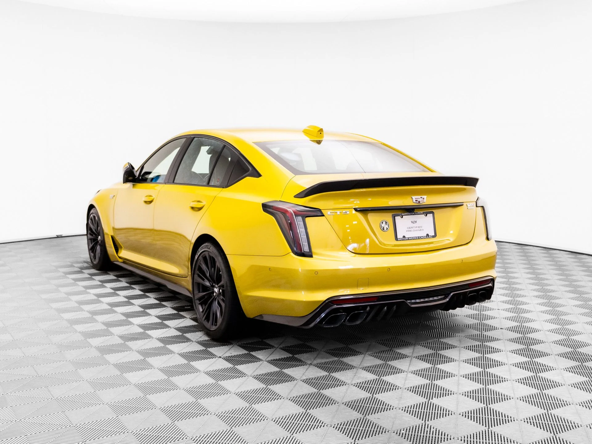 Used 2025 Yellow Cadillac V-Series image 3