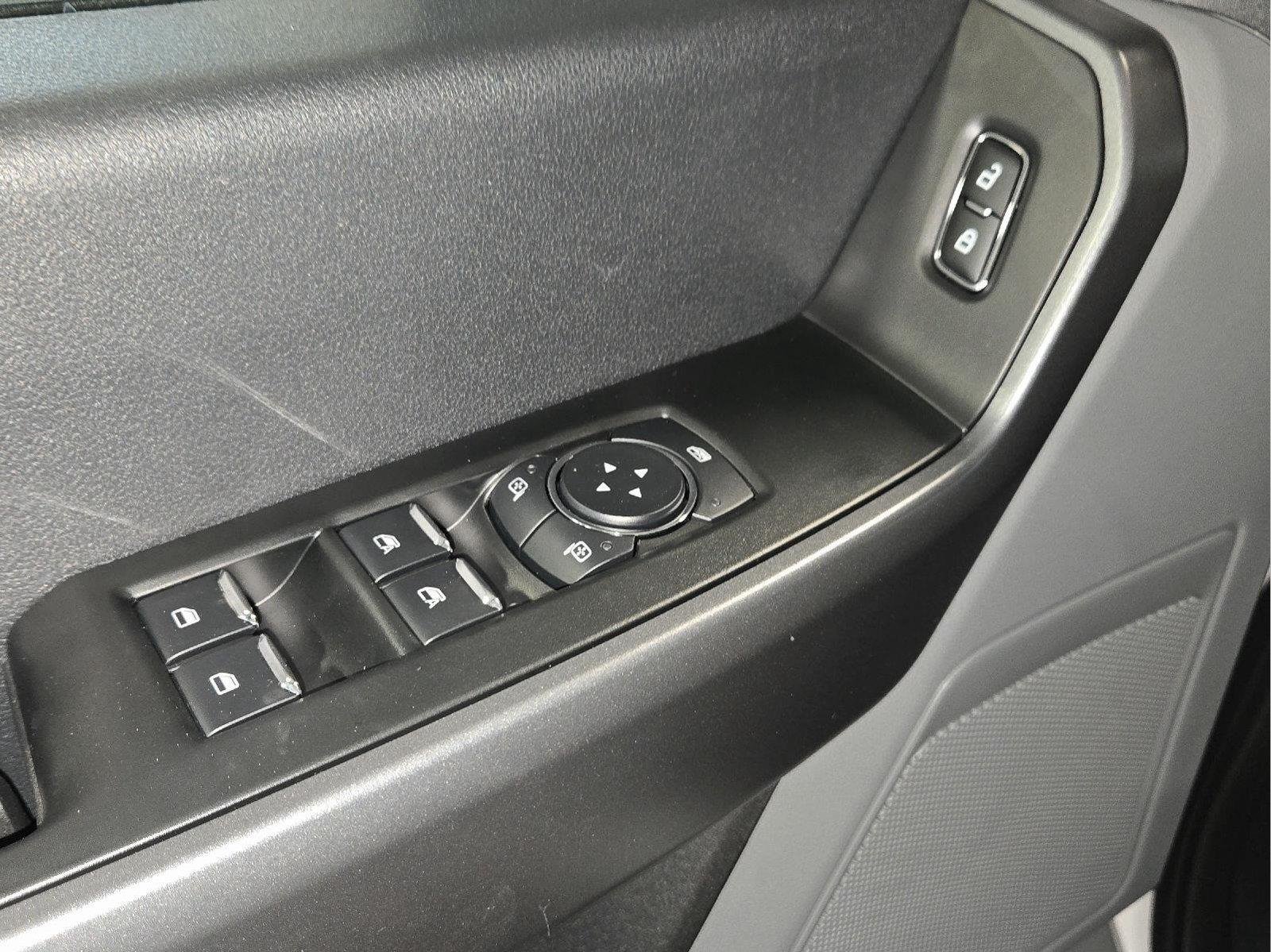 New 2026 Oxford White Ford F-250® XL image 27