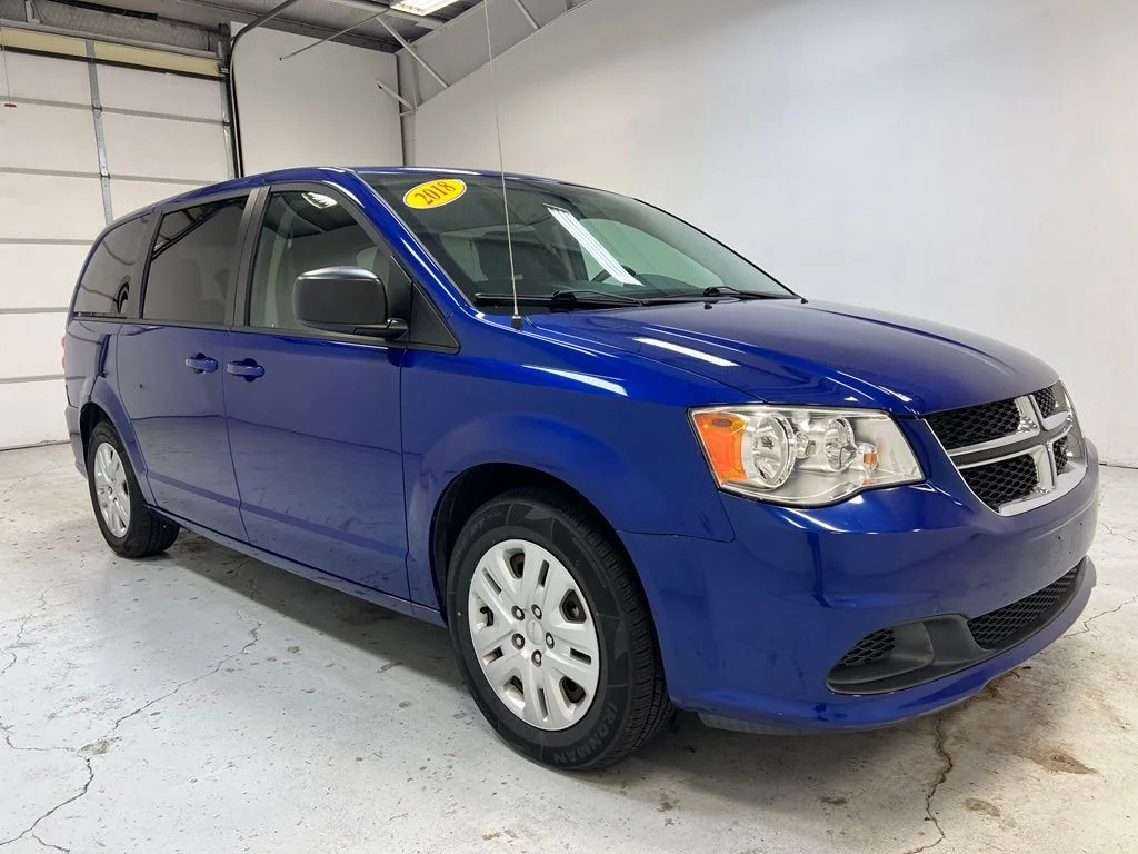 Used 2018 Blue Dodge SE image 8