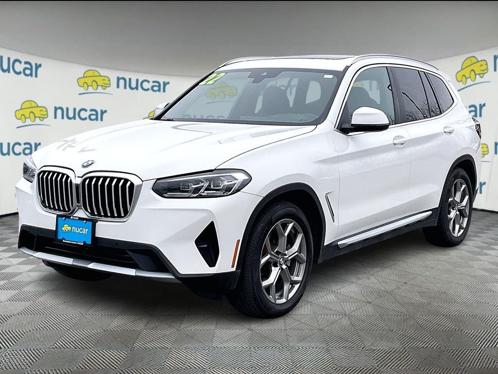 Used 2022 White BMW xDrive30i image 3