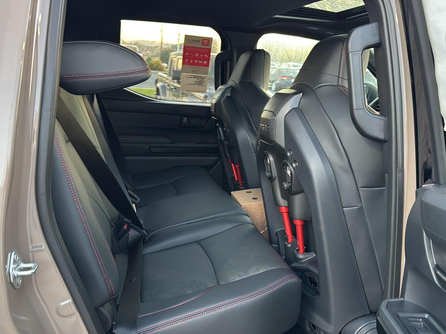 2025 Toyota Tacoma TRD Pro - Photo 11