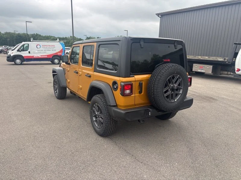 New 2026 Goldilocks Exterior Paint Jeep Sport S image 5