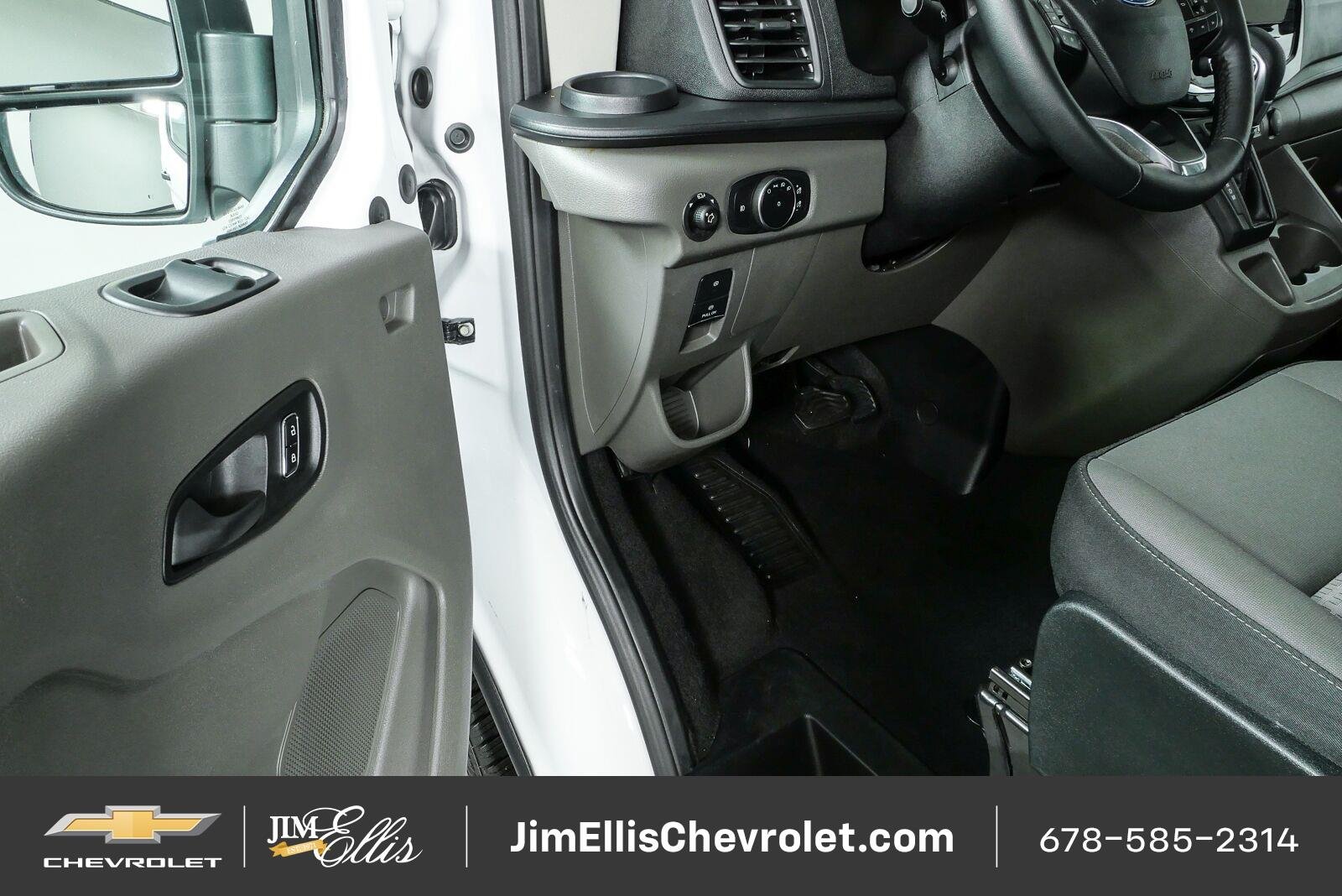 2026 Ford Transit Passenger Van XL - Photo 7