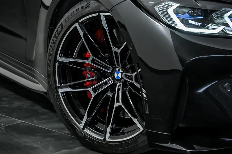Used 2021 Black Sapphire Metallic BMW Competition image 3