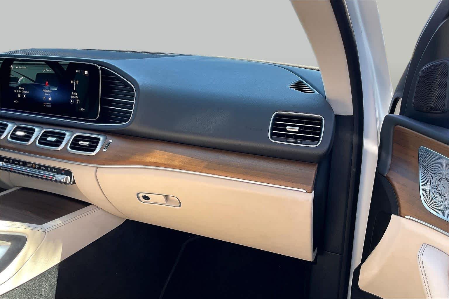 Used 2022 Polar White Mercedes-Benz GLE 350 image 18