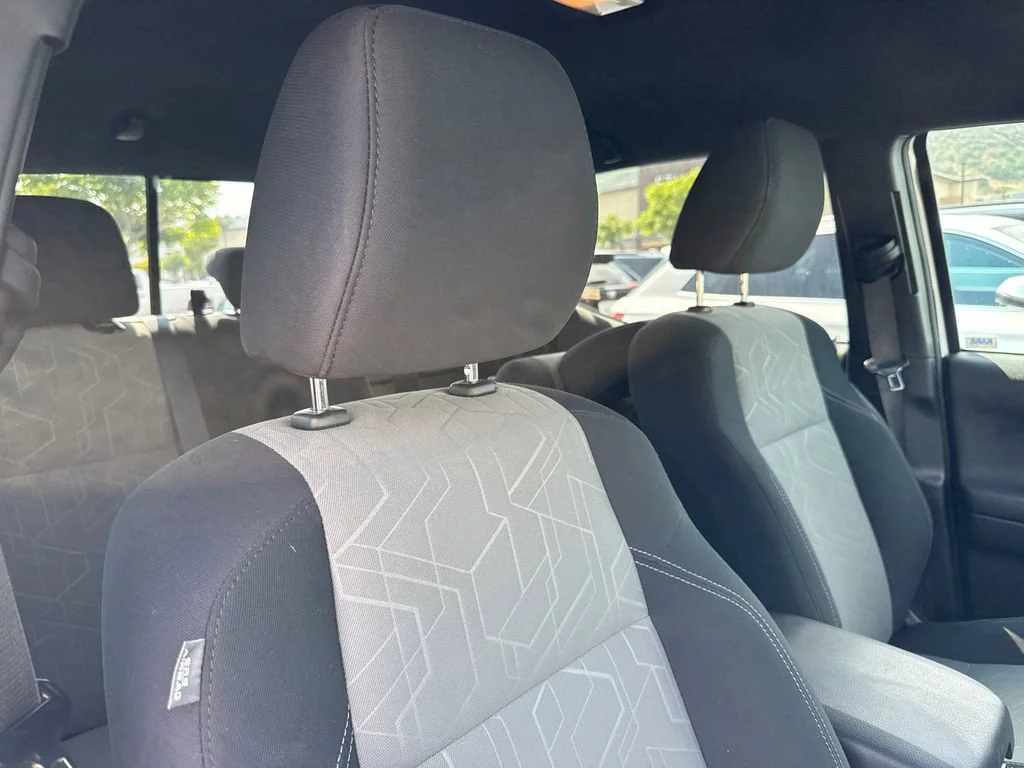 Used 2023 White Toyota SR5 image 12