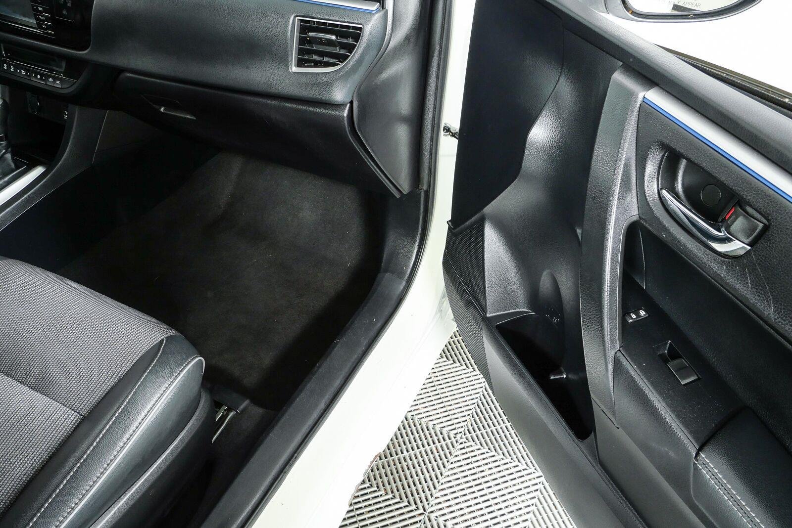 Used 2014 Super White Toyota S Plus image 21