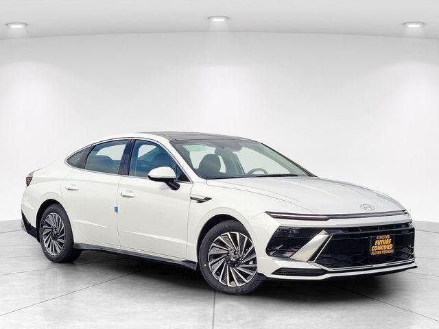 2026 Hyundai Sonata SEL's photo