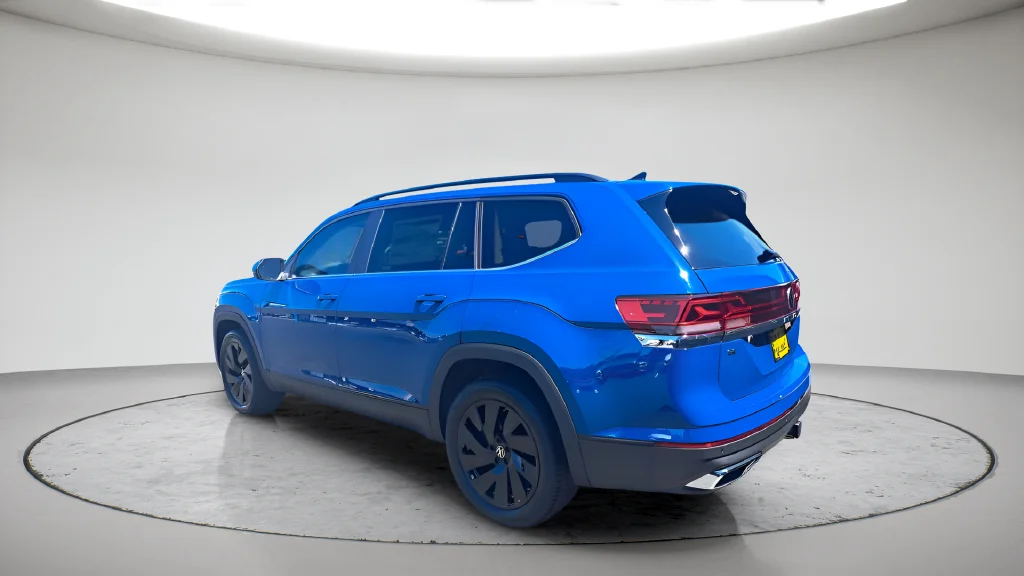 New 2026 Blue Volkswagen SE w/Technology image 8