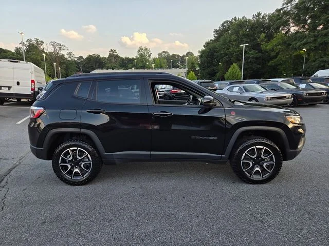 Used 2024 Black Jeep Trailhawk image 10