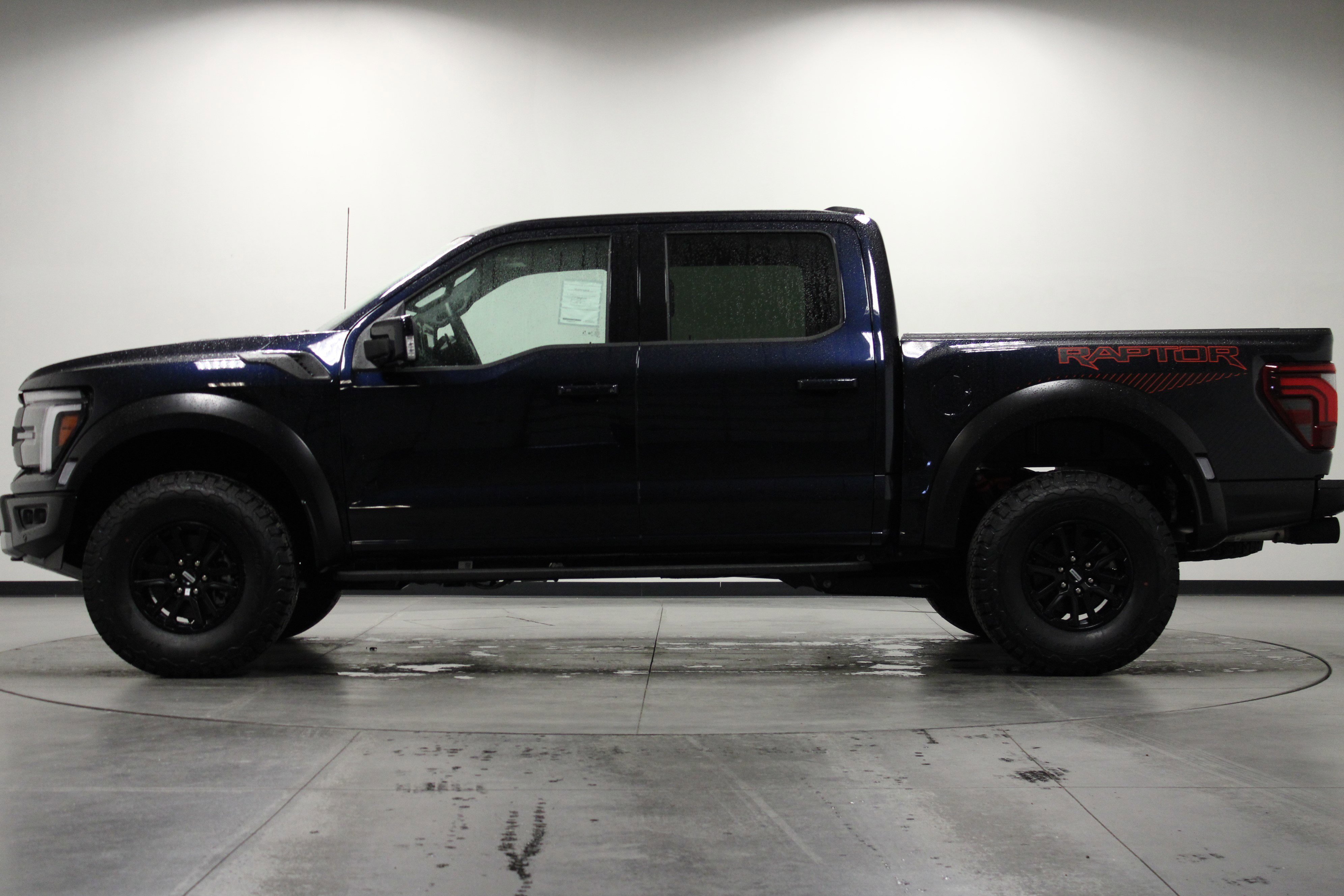 Used 2025 Antimatter Blue Metallic Ford Raptor image 7