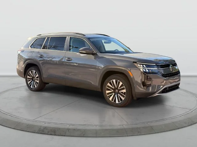 2027 Volkswagen Atlas SE w/Technology