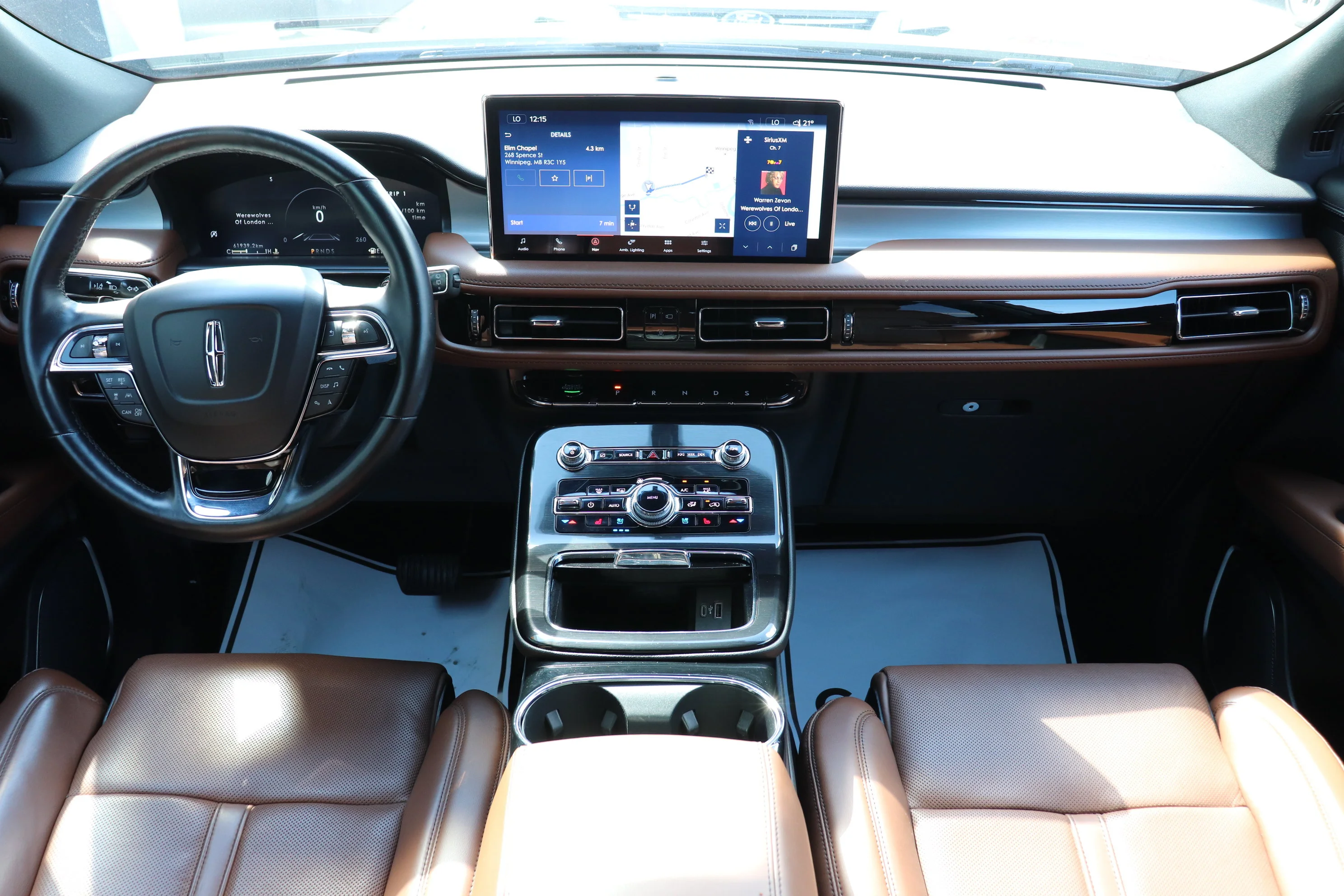 Used 2023 Black Lincoln Reserve image 23