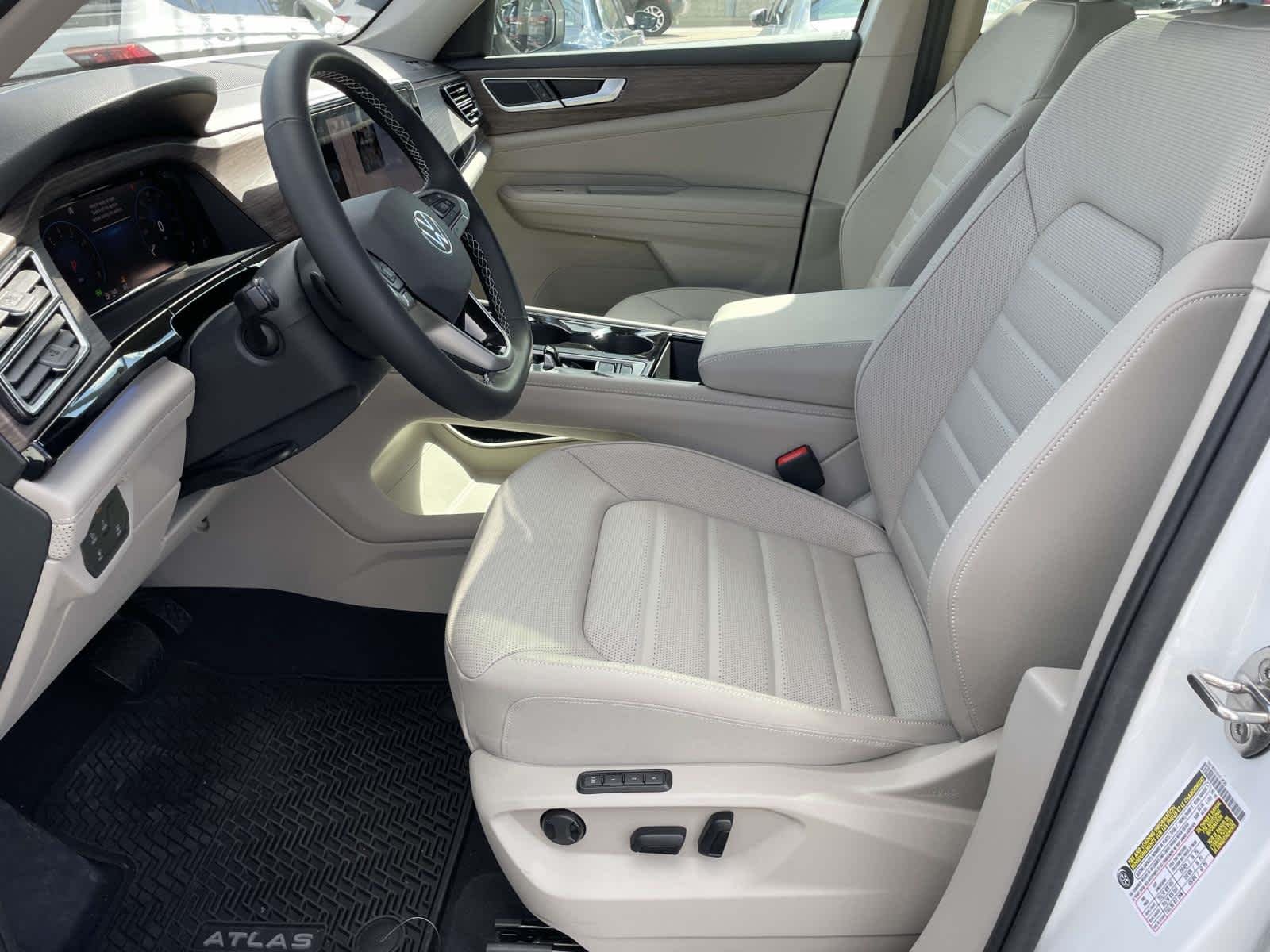 New 2026 Opal White Pearl Volkswagen 2.0T SEL image 13