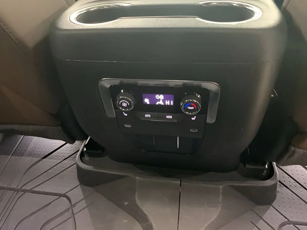 2025 Chevrolet Tahoe High Country - Photo 20