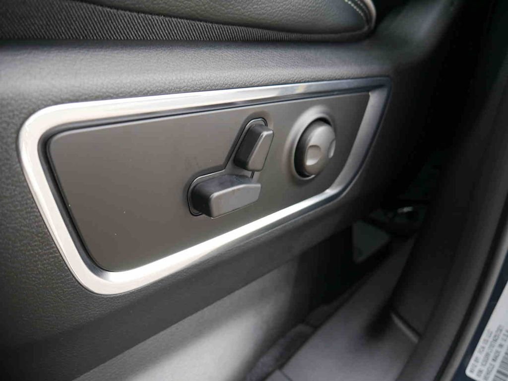 New 2026 Forged Blue Metallic Exterior Paint RAM LARAMIE image 36