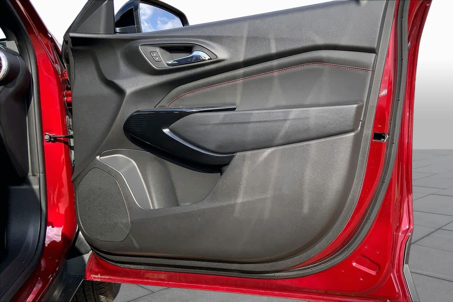 Used 2025 Crimson Metallic Chevrolet 2RS image 23