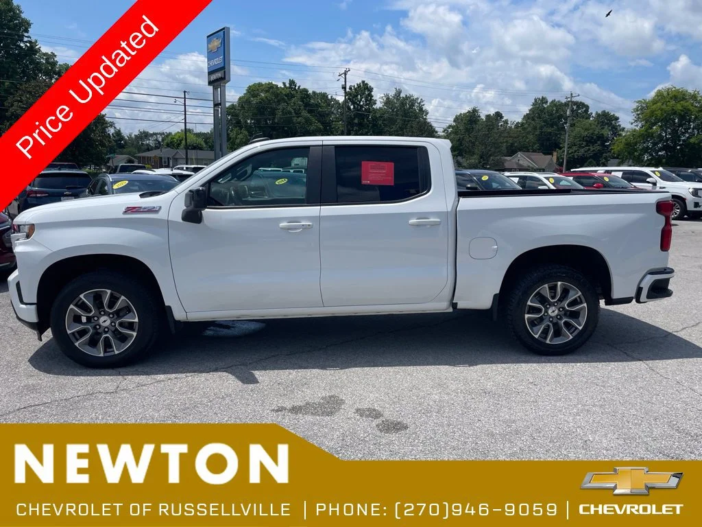 Used 2021 SUMMIT WHITE Chevrolet RST image 35