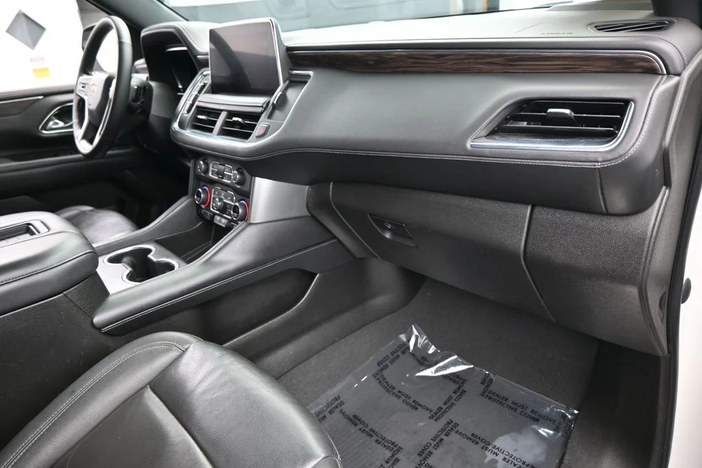 Used 2022 Iridescent Pearl Tricoat Chevrolet LT image 53