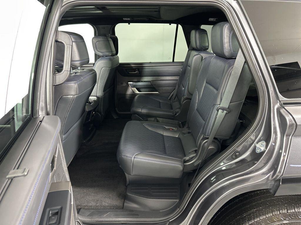 2026 Toyota Sequoia Platinum - Photo 32