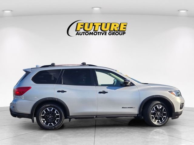 Used 2019 Silver Nissan SL image 3