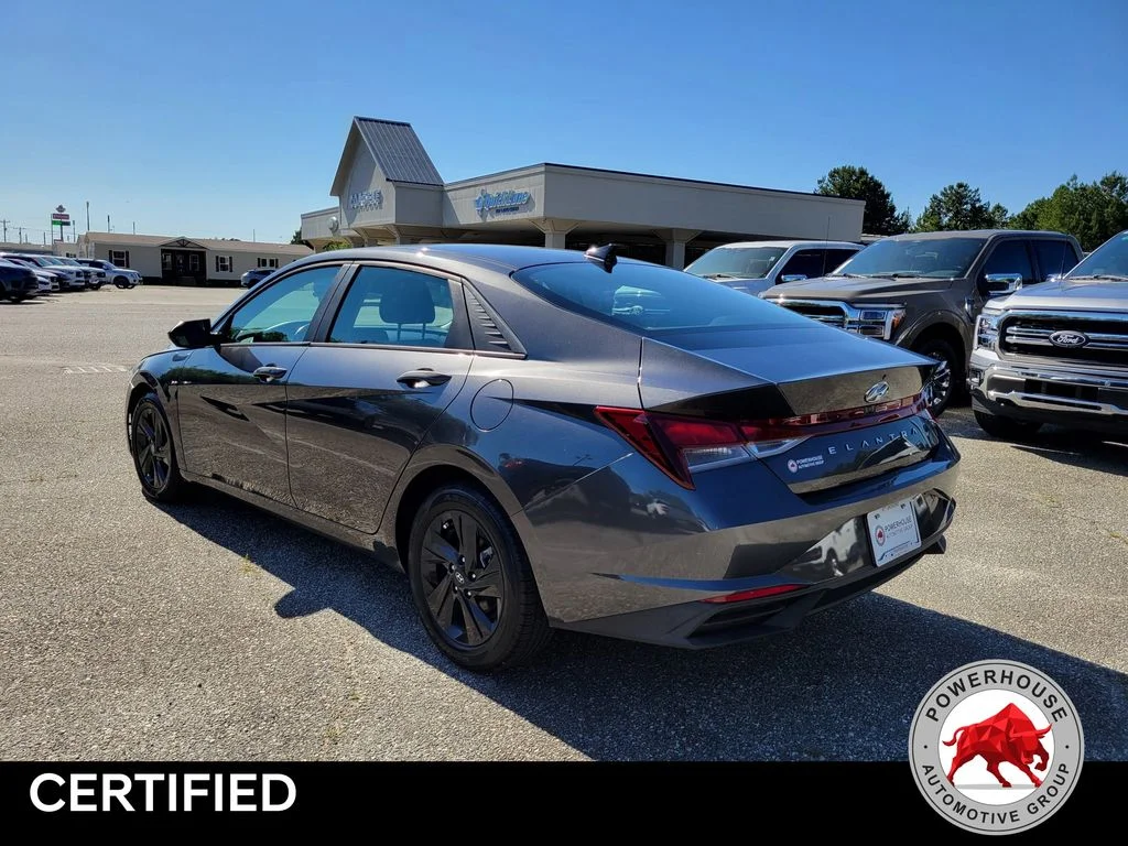 Used 2021 Gray Hyundai SEL image 3