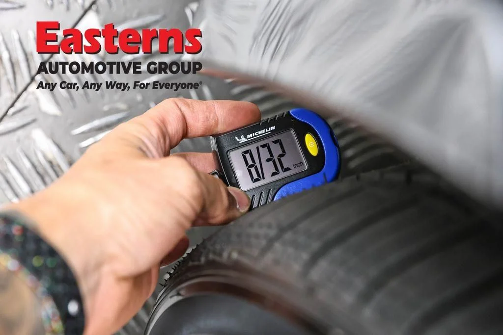 Used 2025 Gray Nissan 2.5 SR image 29