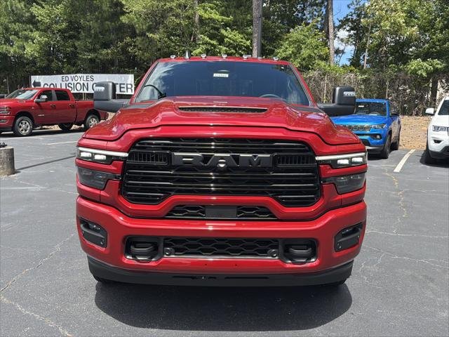 New 2026 Molten Red Pearl-Coat Exterior Paint RAM LARAMIE image 28