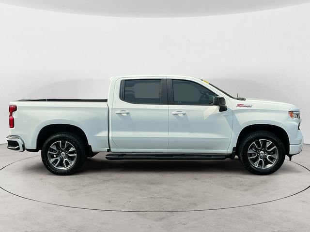 Used 2025 White Chevrolet RST image 4