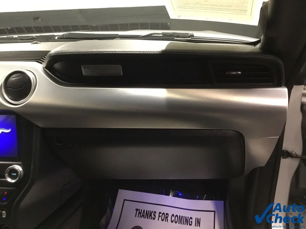 Used 2019 Silver Ford GT Premium image 39